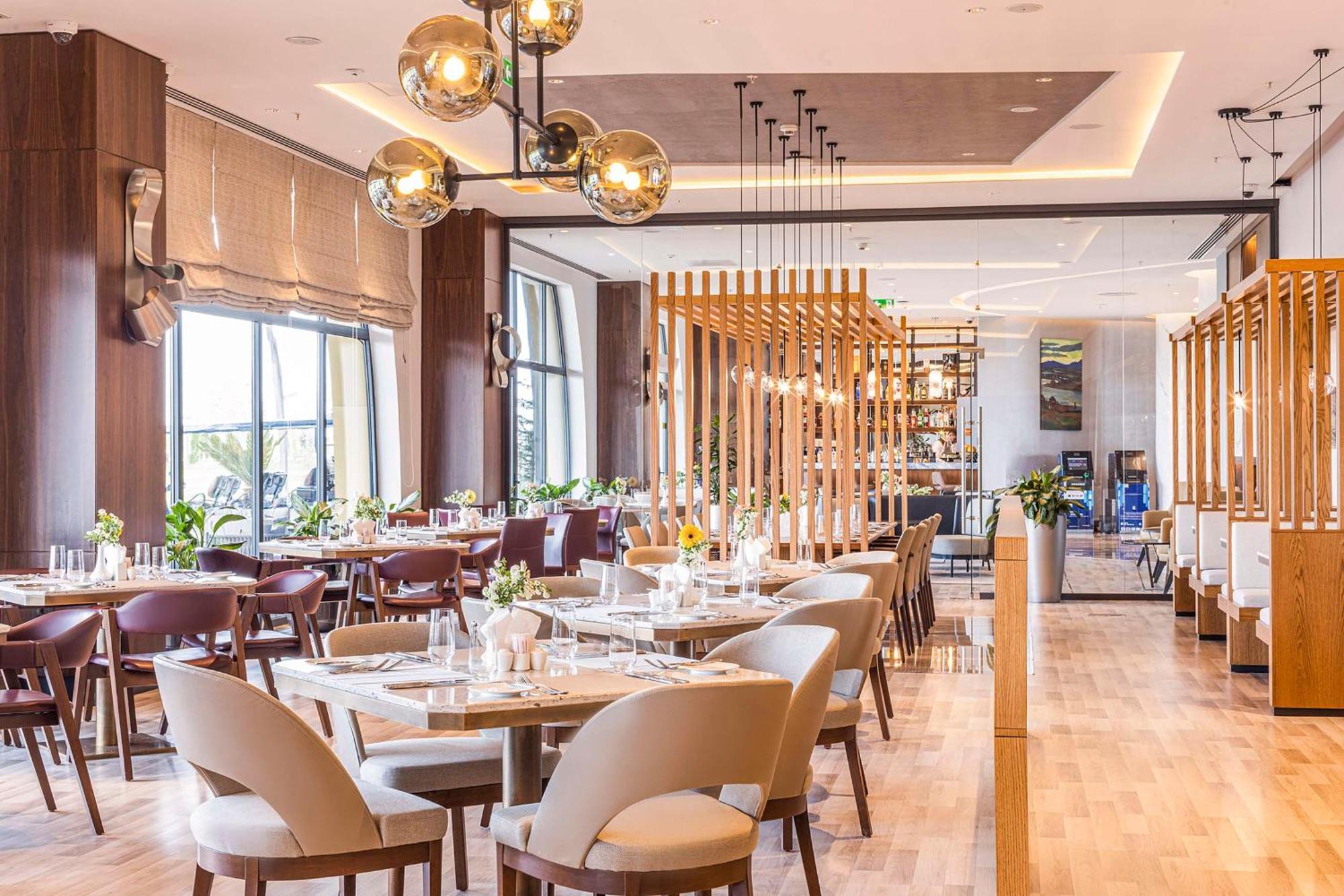 Hilton Garden Inn Samarkand Afrosiyob ภายนอก รูปภาพ