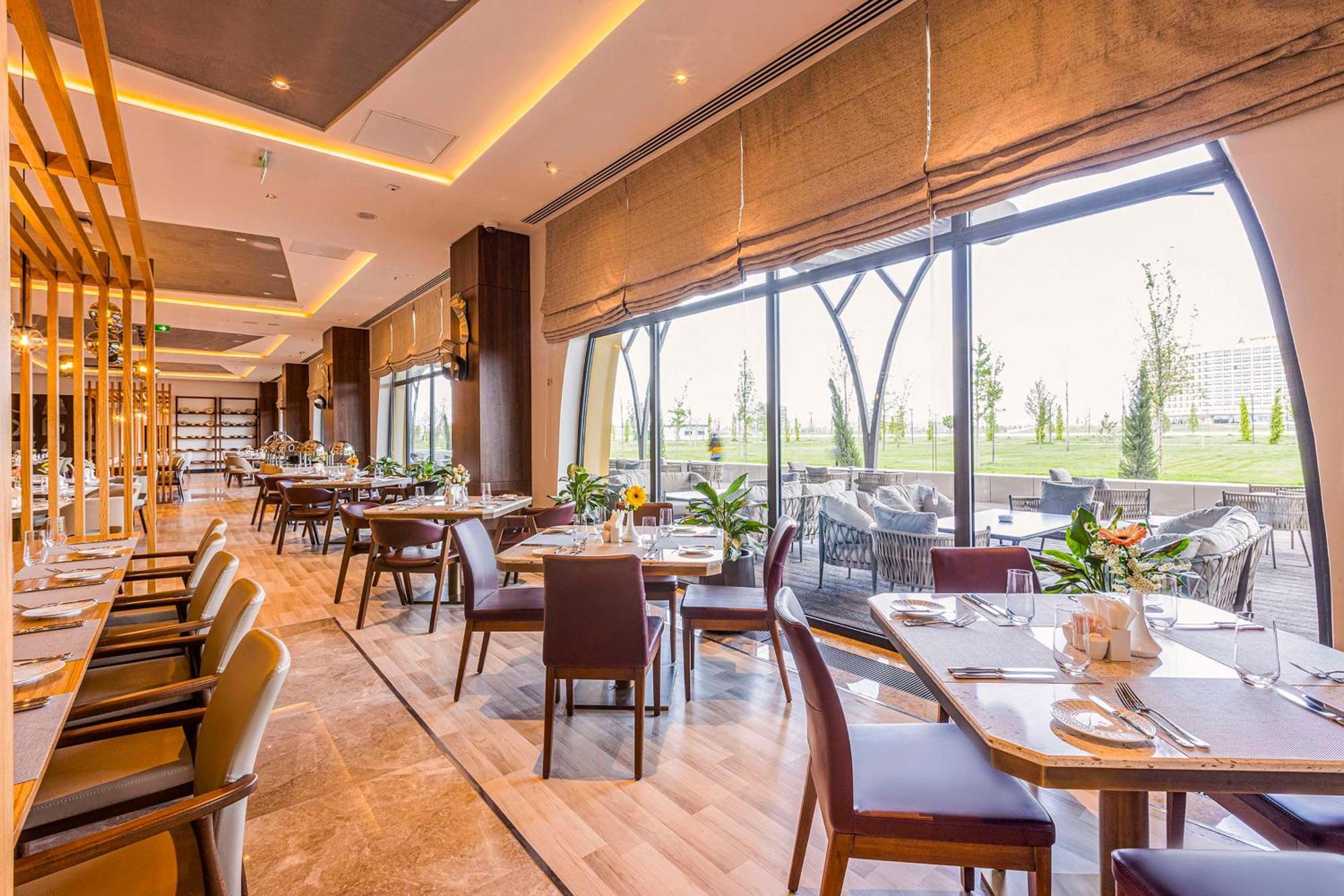 Hilton Garden Inn Samarkand Afrosiyob ภายนอก รูปภาพ